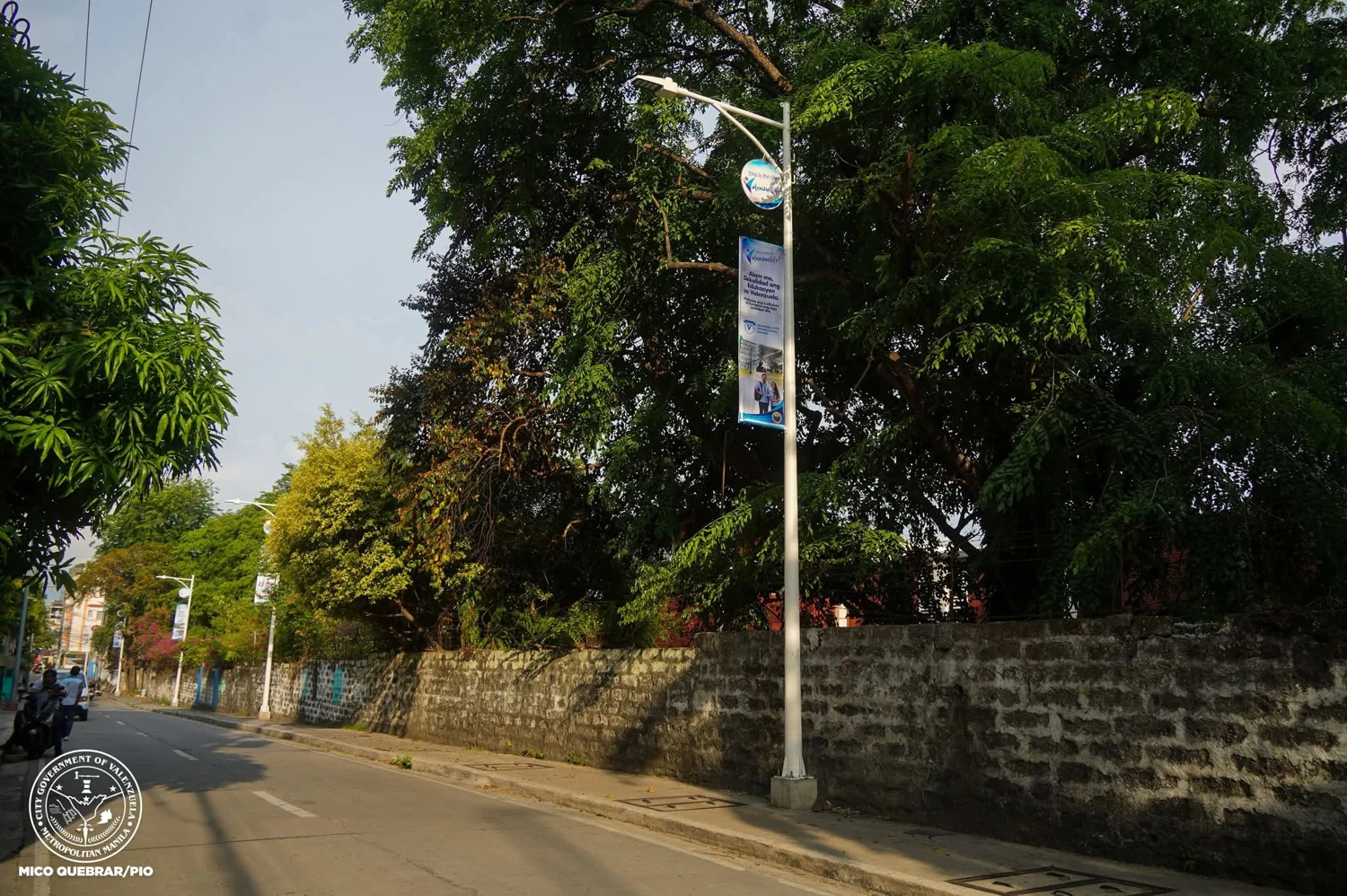 Daytime street view · Valenzuela City | MICO QUEBRAR/PIO