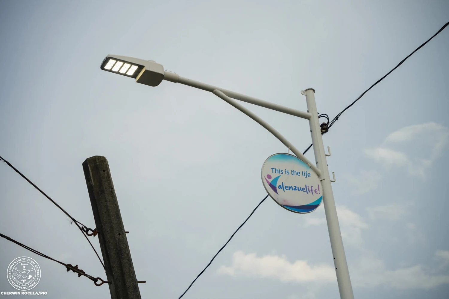 암대 및 등기구 구조 · Valenzuela City | CHERWIN ROCELA/PIO